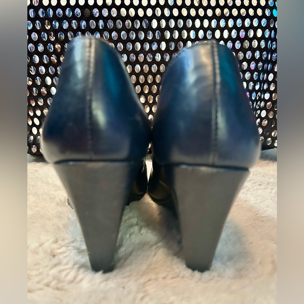 San Marina Navy Wedge Pointed Toe Heels Pump - Picture 4 of 10